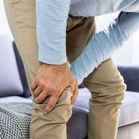csm_man-knee-pain-m-409749_2bf7827447